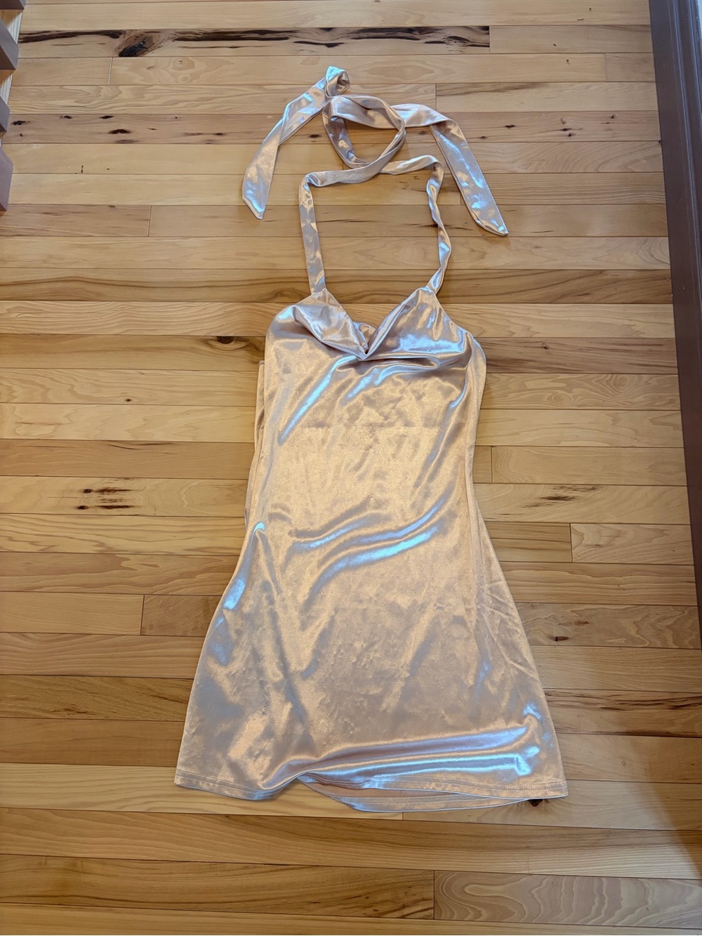 Zaful Iridescent Pearl Pink Halter Mini Dress